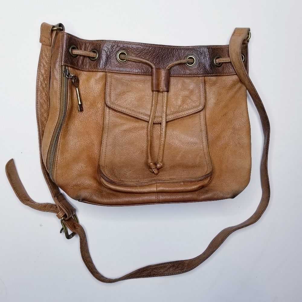 Fossil vintage leather bucket crossbody purse